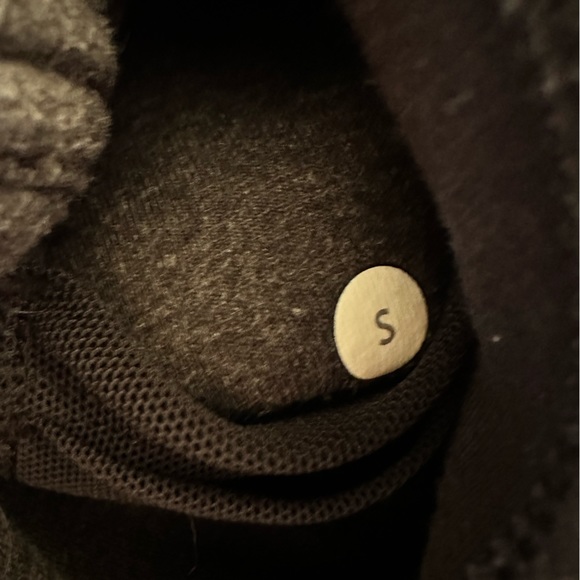 Lululemon City Bound Wrap - Picture 4 of 4